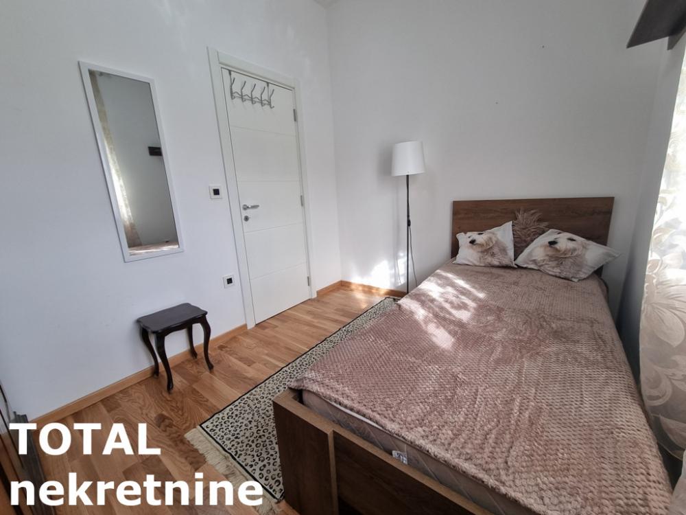 Slika 4 - Stan,PETROVARADIN,SADOVI,kv: 31.00, € 62000, ID: 1101734