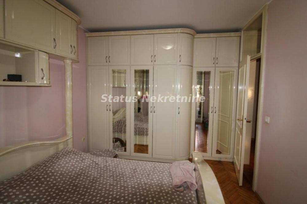 Slika 3 - Grbavica-Miše Dimitrijevića-91 m2 --065/3858-888