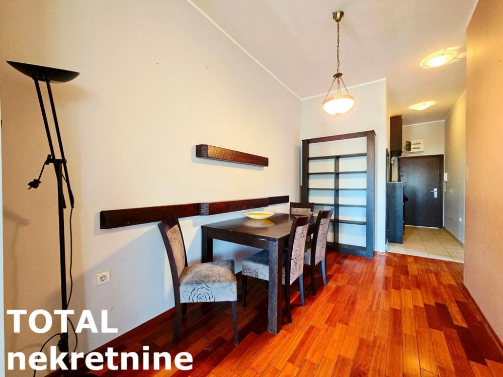 Slika 5 - Stan,NOVI SAD,BULEVAR EVROPE,kv: 67.00, € 185000, ID: 1101782