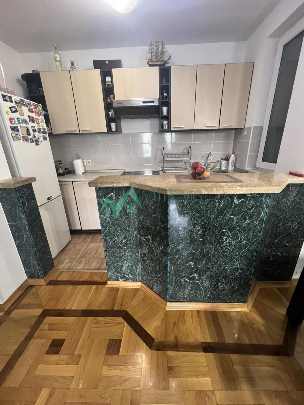 Slika 8 - NOVI SAD, NOVA DETELINARA STAN+NAMEŠTAJ+PARKING 