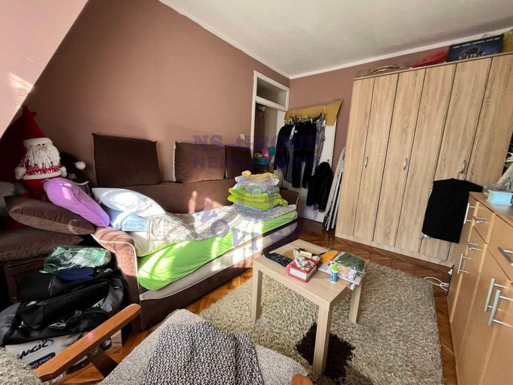 Slika 9 - Jednoiposoban, 49m2, Grbavica Novi Sad