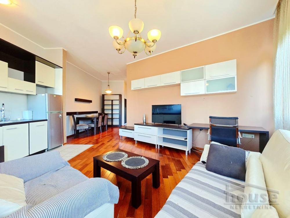 Glavna slika -Stan,NOVI SAD,BULEVAR EVROPE,kv: 67.00, € 185000, ID: 1064934