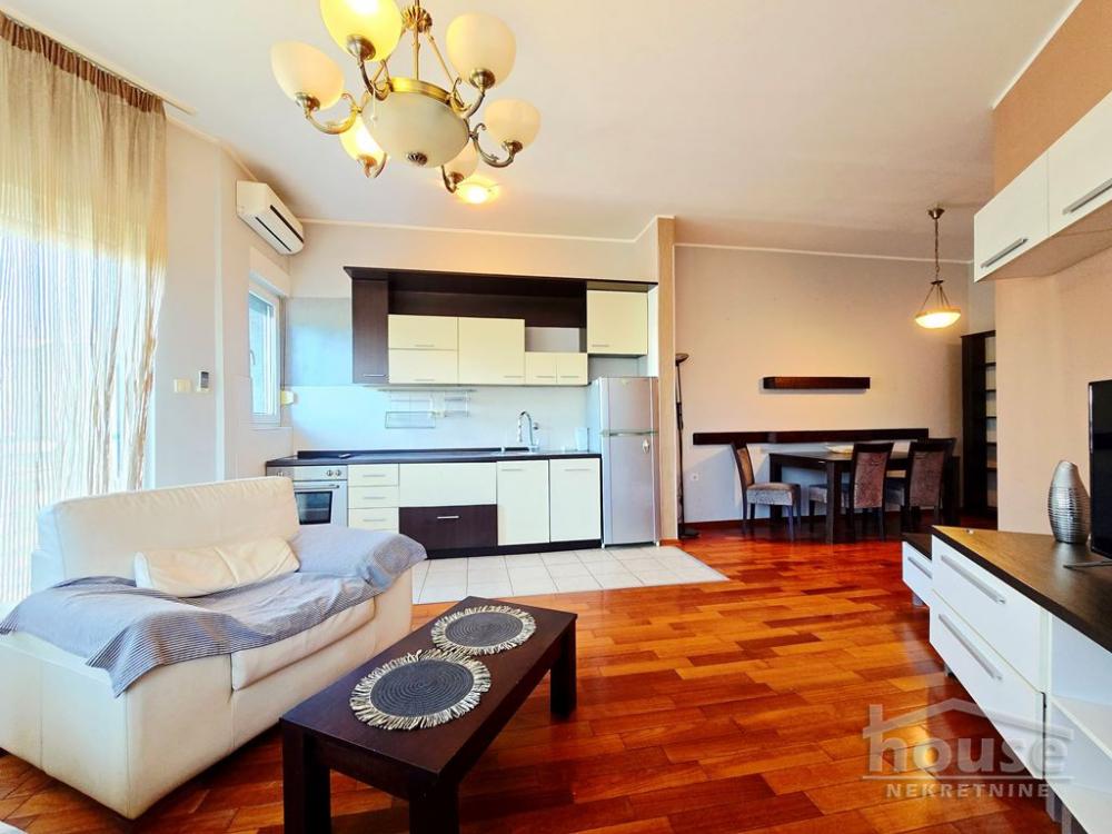 Slika 2 - Stan,NOVI SAD,BULEVAR EVROPE,kv: 67.00, € 185000, ID: 1064934