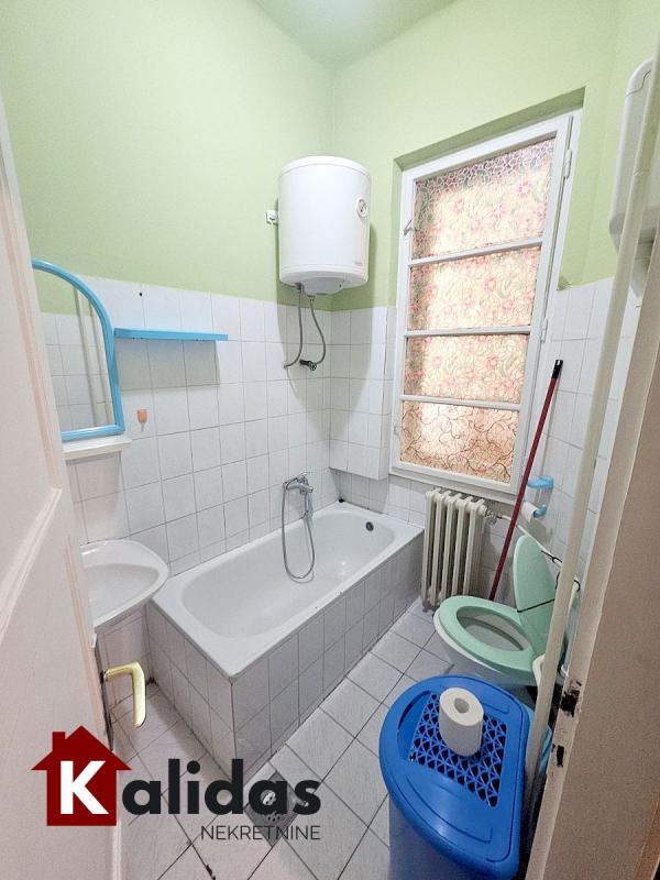 Slika 5 - Stan,NOVI SAD,CENTAR,kv: 21, € 75190, ID: 1008311