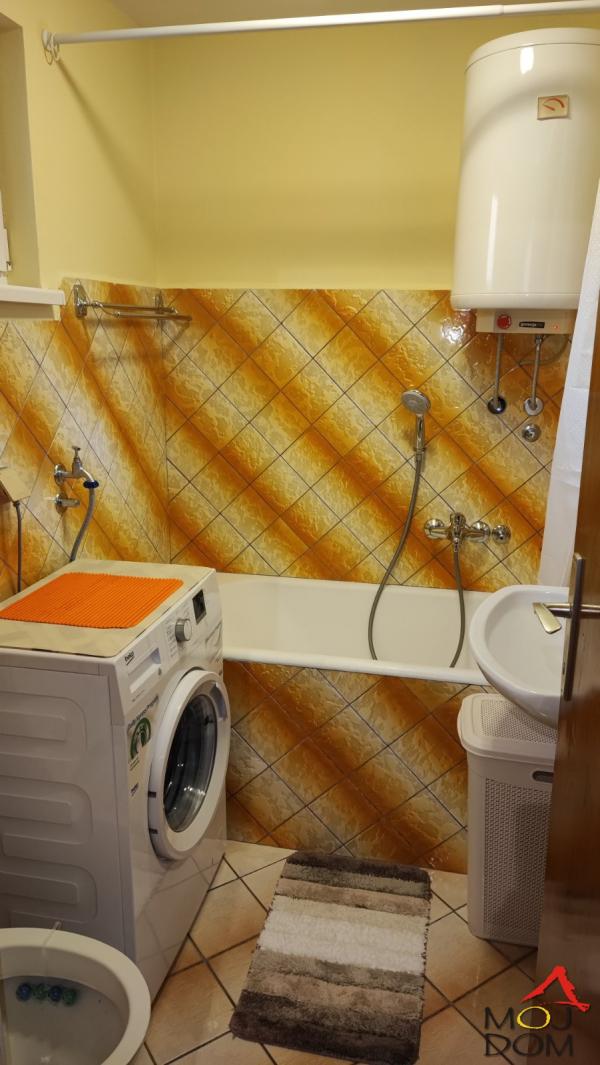 Slika 5 - Stan,NOVI SAD,SALAJKA,kv: 87, € 185400, ID: 1031381