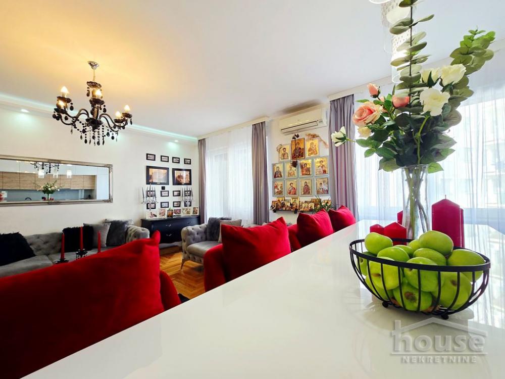 Slika 11 - Stan,NOVI SAD,BULEVAR EVROPE,kv: 79.00, € 180000, ID: 1064925