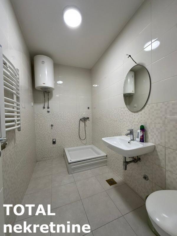 Slika 6 - Stan,NOVI SAD,CENTAR,kv: 23.00, € 80000, ID: 1101796