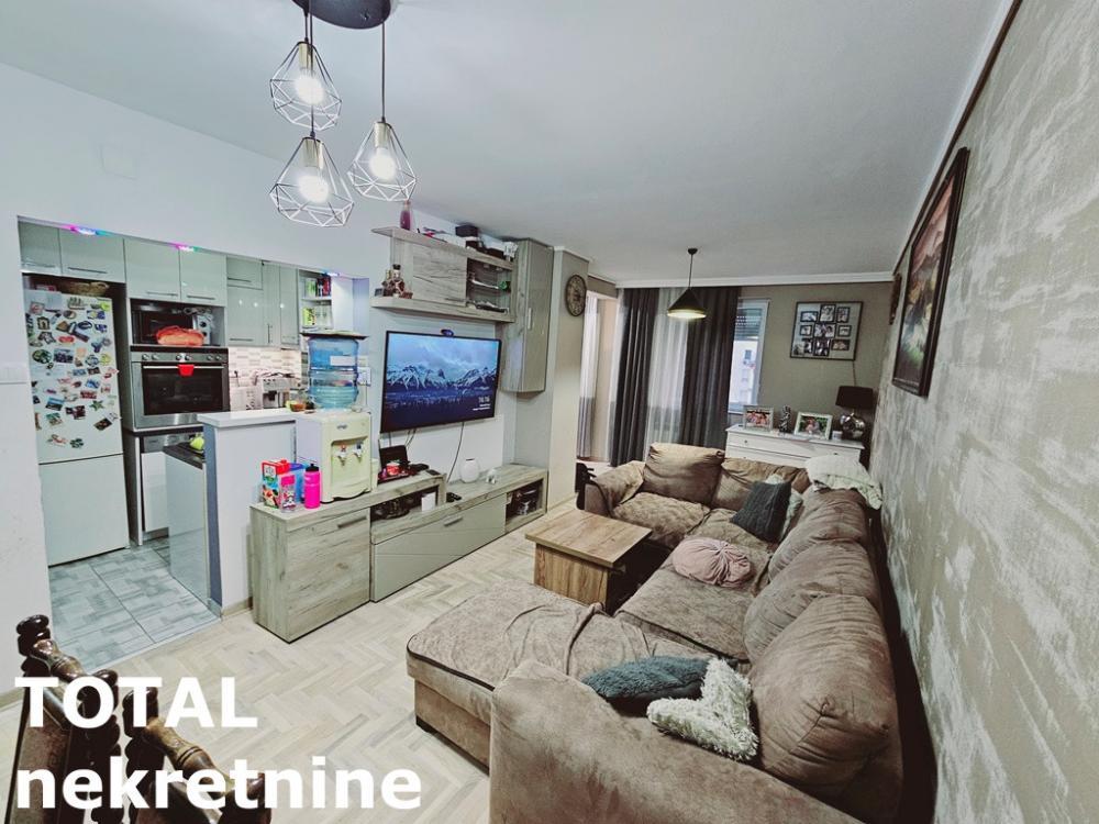 Glavna slika -Stan,NOVI SAD,NOVA DETELINARA,kv: 67.00, € 140700, ID: 1099574