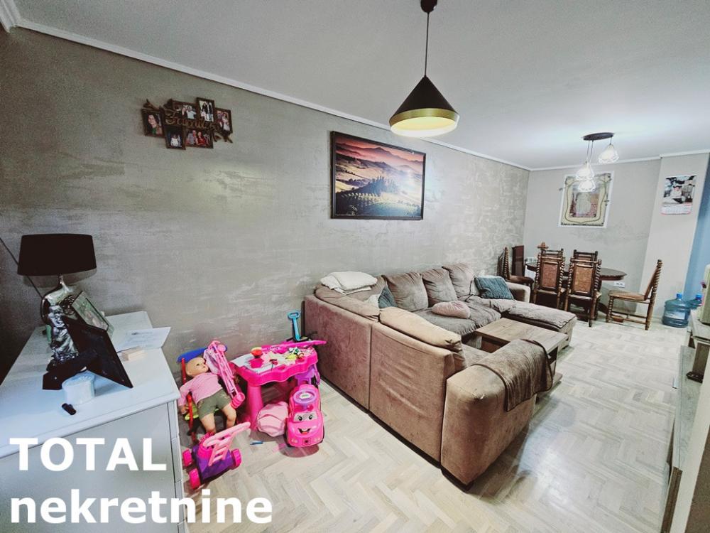 Slika 2 - Stan,NOVI SAD,NOVA DETELINARA,kv: 67.00, € 140700, ID: 1099574