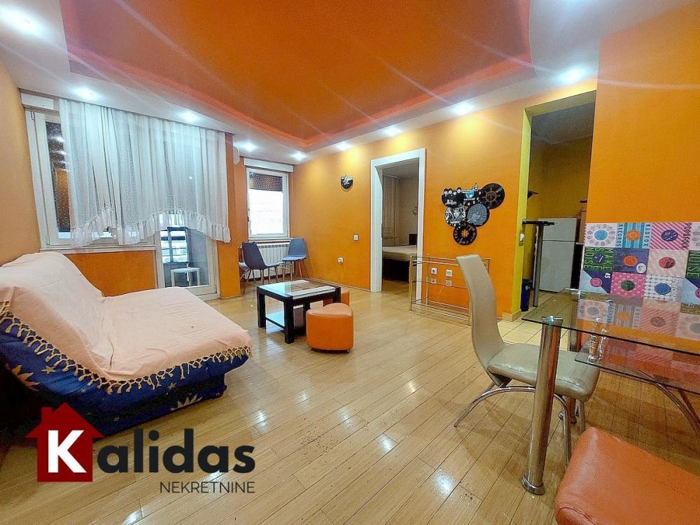 Glavna slika -Stan,NOVI SAD,BULEVAR,kv: 53, € 169200, ID: 1008305