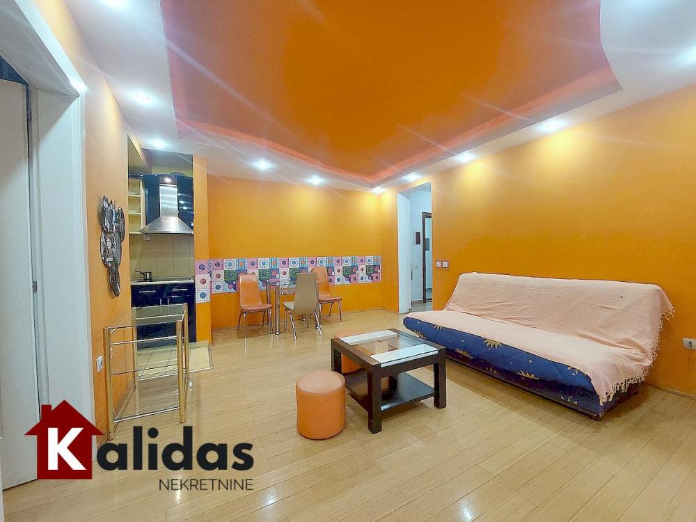 Slika 3 - Stan,NOVI SAD,BULEVAR,kv: 53, € 169200, ID: 1008305