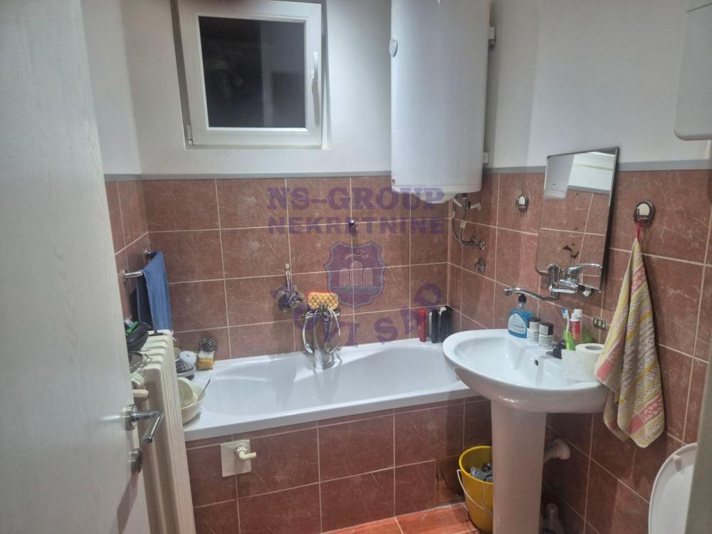 Slika 9 - Dvosoban, 51m2, Bulevar oslobođenja Novi Sad