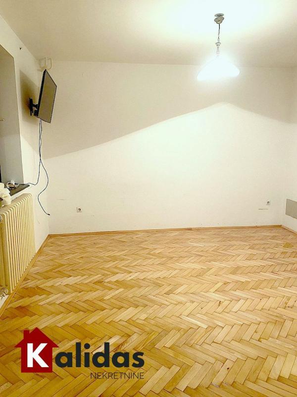 Glavna slika -Stan,NOVI SAD,GRBAVICA,kv: 27, € 73100, ID: 1008294