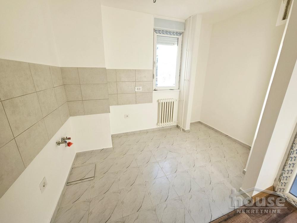 Slika 5 - Stan,NOVI SAD,NOVA DETELINARA,kv: 58.00, € 150000, ID: 1064853