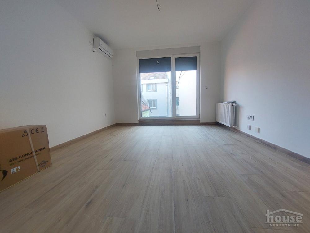 Slika 2 - Stan,NOVI SAD,CENTAR,kv: 24.00, € 103000, ID: 1064955
