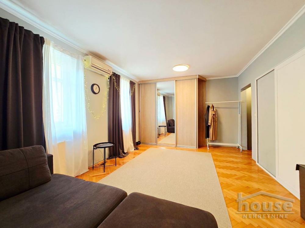 Slika 2 - Stan,NOVI SAD,CENTAR,kv: 43.00, € 134200, ID: 1064953