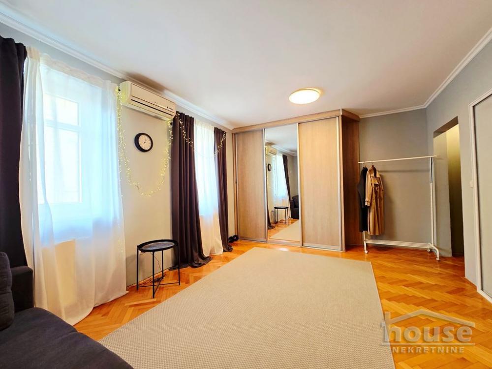 Slika 3 - Stan,NOVI SAD,CENTAR,kv: 43.00, € 134200, ID: 1064953