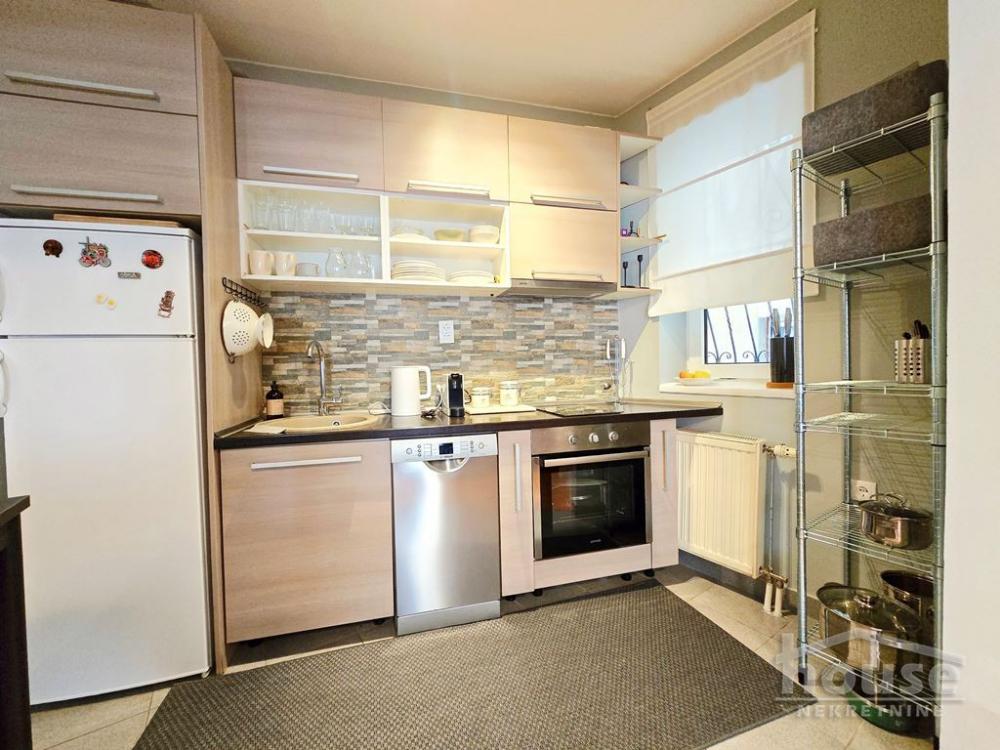 Slika 7 - Stan,NOVI SAD,CENTAR,kv: 43.00, € 134200, ID: 1064953