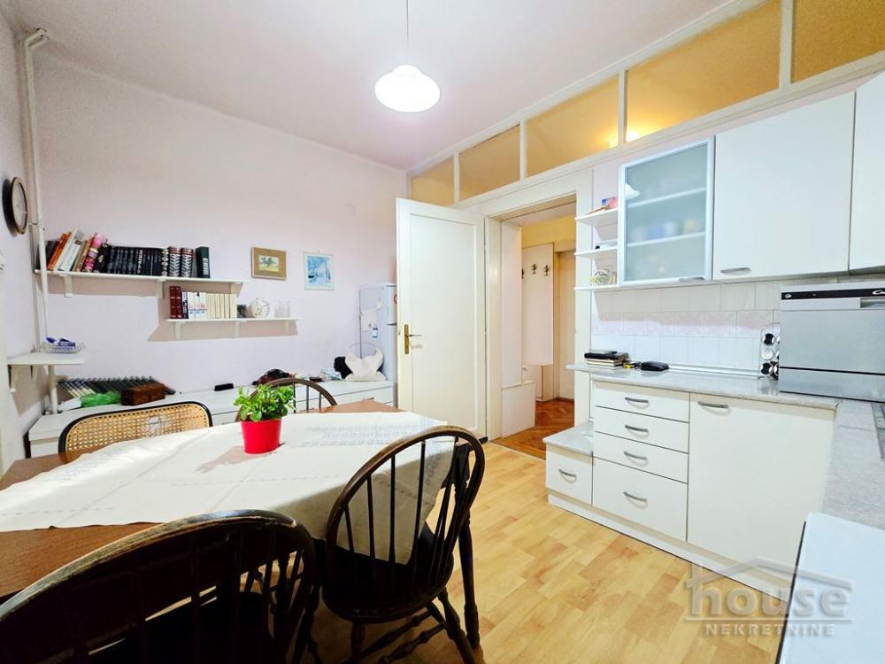 Slika 11 - Stan,NOVI SAD,KEJ,kv: 91.00, € 291200, ID: 1064952