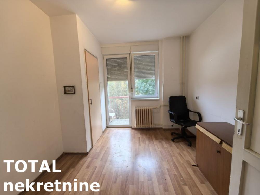 Slika 2 - Stan,NOVI SAD,CENTAR,kv: 38.00, € 111240, ID: 1101802