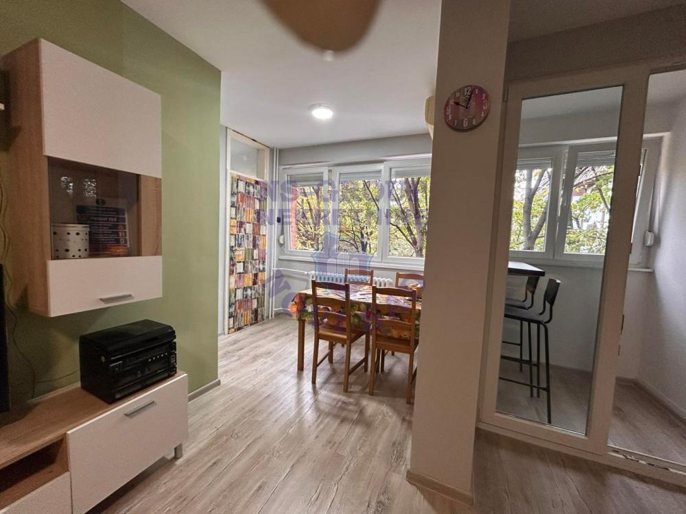 Slika 5 - Fantastičan renoviran stan