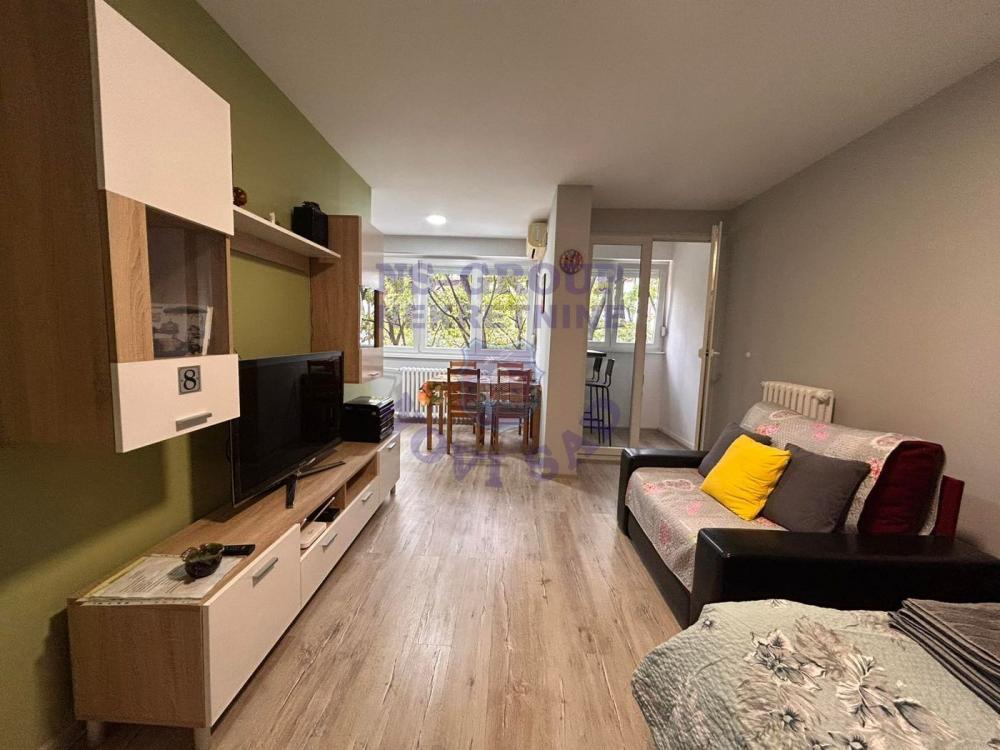 Glavna slika -Fantastičan renoviran stan