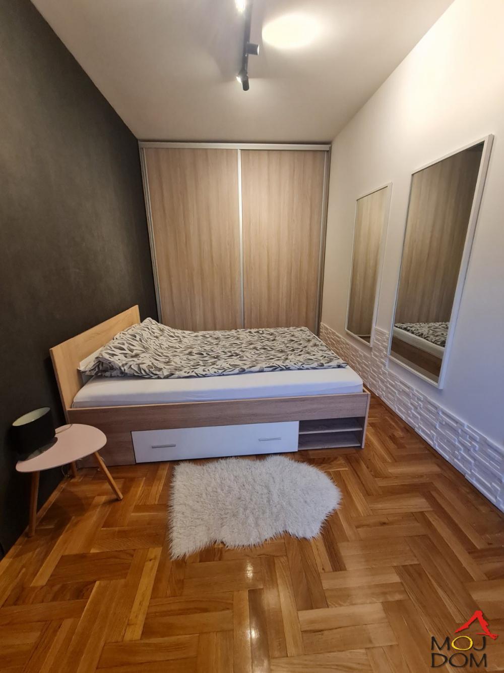 Slika 8 - Stan,NOVI SAD,PODBARA,kv: 37, € 116400, ID: 1031135