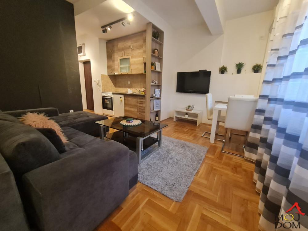Slika 4 - Stan,NOVI SAD,PODBARA,kv: 37, € 116400, ID: 1031135