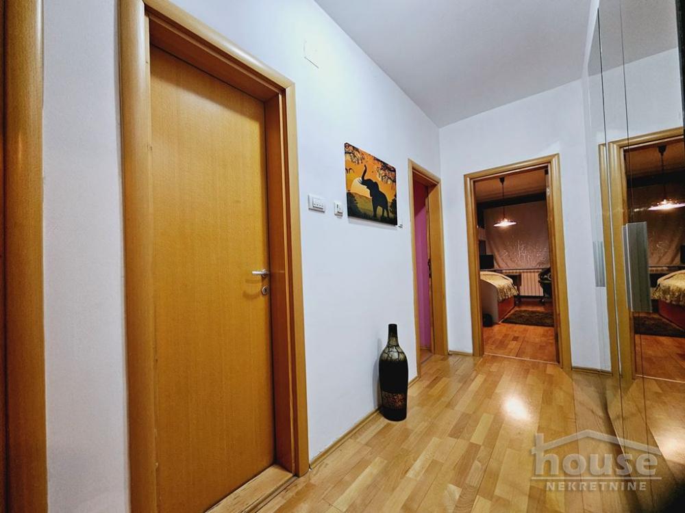 Slika 10 - Stan,NOVI SAD,BULEVAR,kv: 134.00, € 299000, ID: 1060856