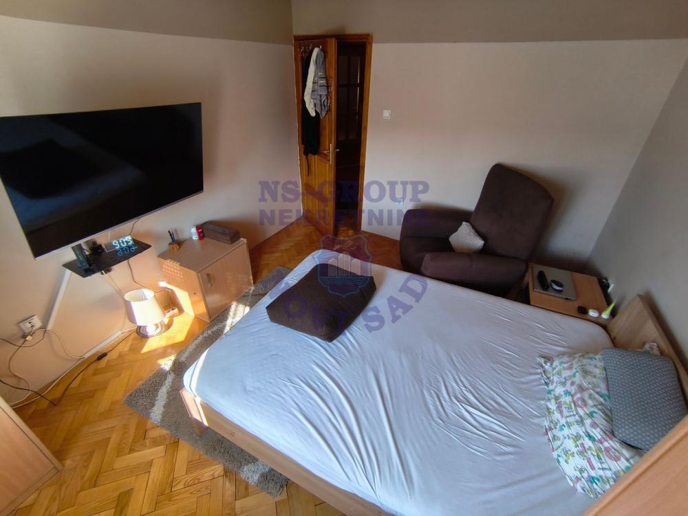 Slika 1 - Četvorosoban, 92m2, Nova Detelinara Novi Sad, sa terasom, ima lift