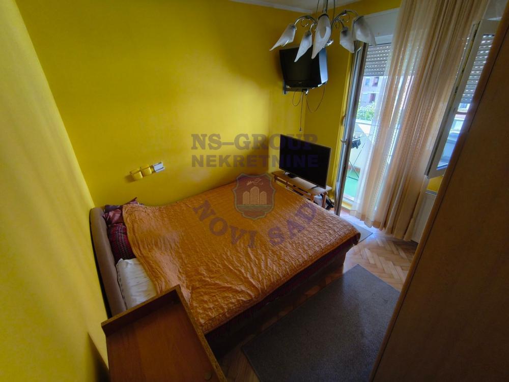 Slika 2 - Četvorosoban, 92m2, Nova Detelinara Novi Sad, sa terasom, ima lift