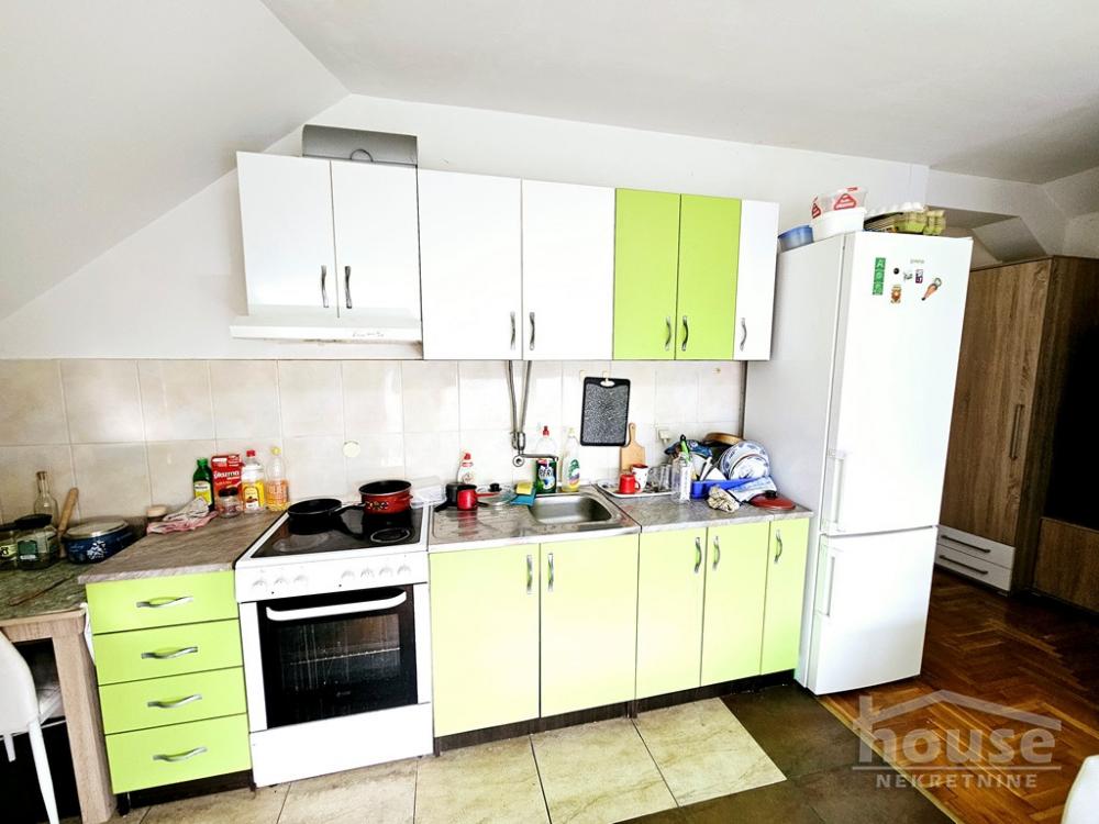 Slika 3 - Stan,NOVI SAD,BULEVAR,kv: 52.00, € 170000, ID: 1064873