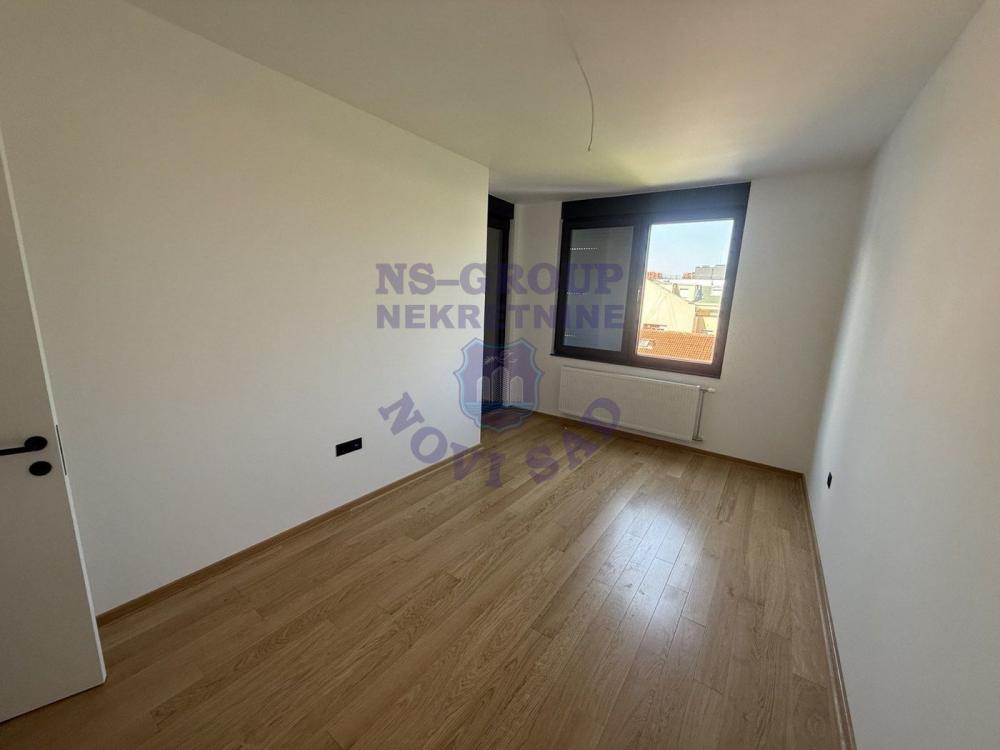 Slika 3 - Četvorosoban, 101m2, Bulevar oslobođenja Novi Sad