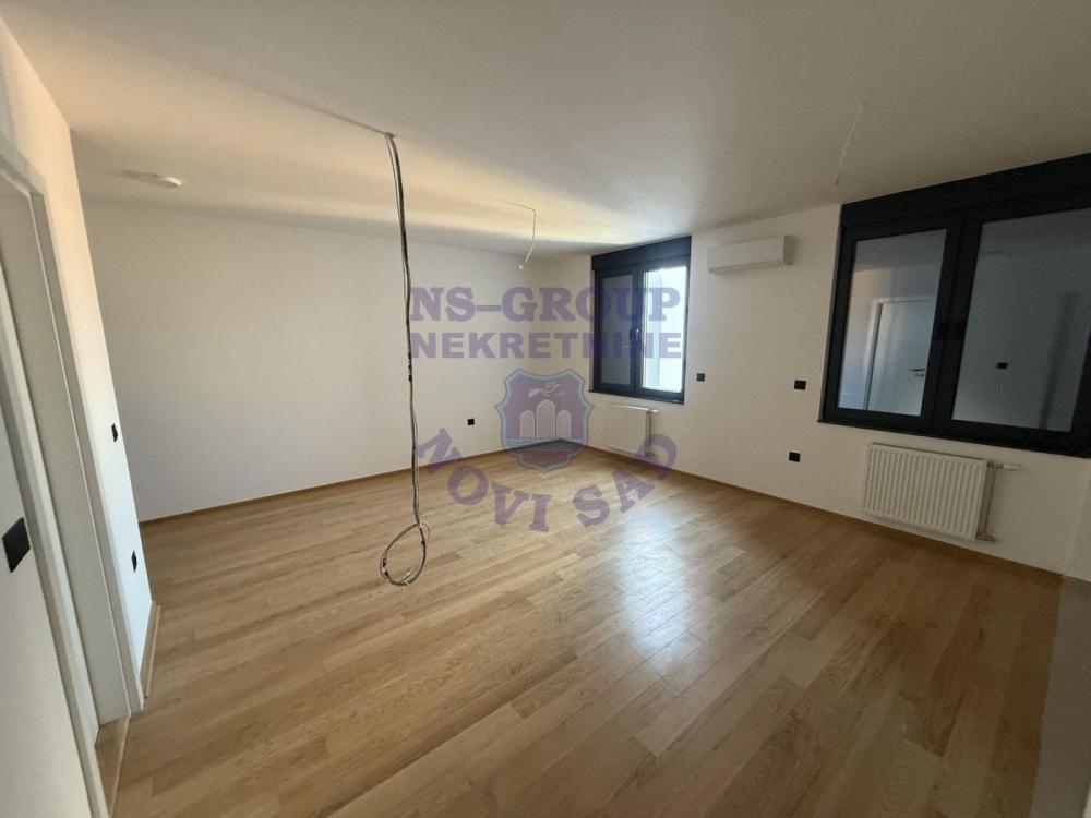 Slika 1 - Četvorosoban, 101m2, Bulevar oslobođenja Novi Sad