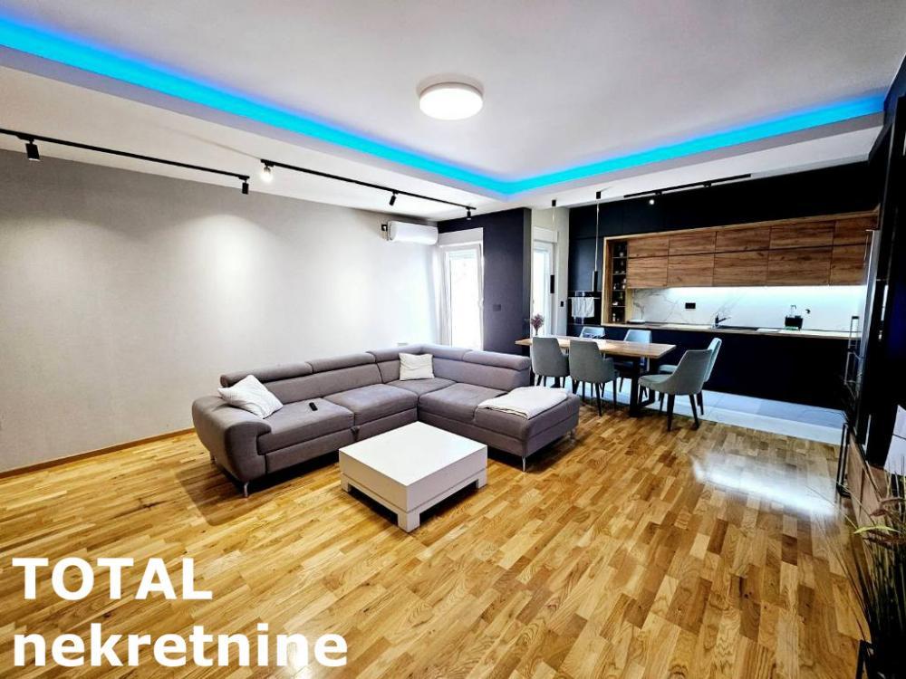 Glavna slika -Stan,PETROVARADIN,PETROVARADIN,kv: 106.00, € 205000, ID: 1101376