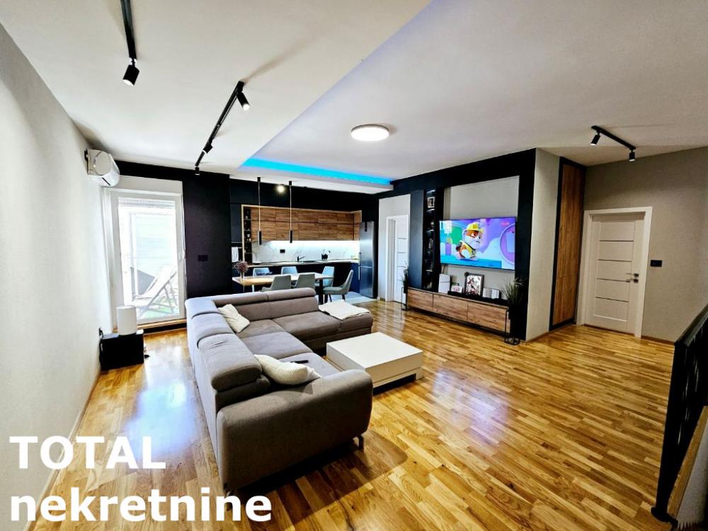 Slika 3 - Stan,PETROVARADIN,PETROVARADIN,kv: 106.00, € 205000, ID: 1101376