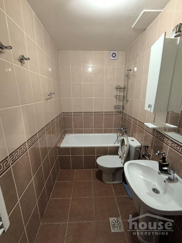 Slika 11 - Stan,NOVI SAD,CENTAR,kv: 50.00, € 150000, ID: 1064984