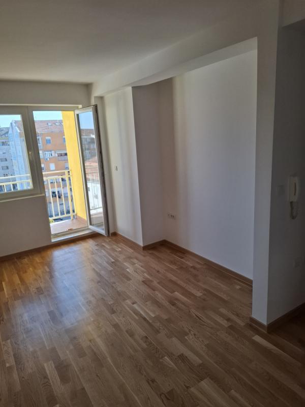 Slika 5 - Stan,NOVI SAD,NOVA DETELINARA,kv: 62.00, € 136000, ID: 1057614