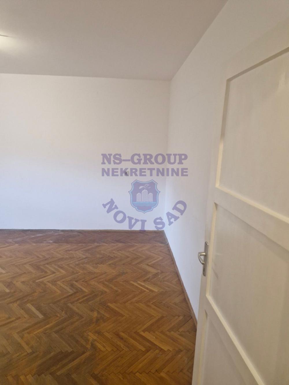 Slika 8 - Jednosoban, 38m2, Beogradski kej Novi Sad, sa terasom, ima lift