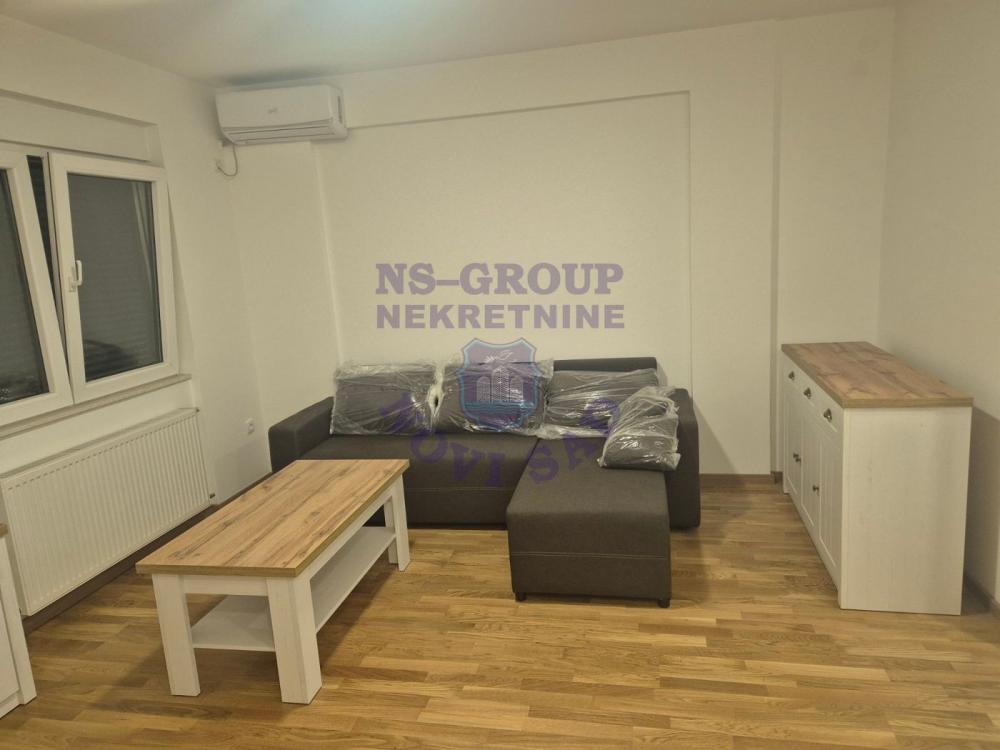 Slika 1 - Prodaja stana, 28m2, Telep Novi Sad, ima lift