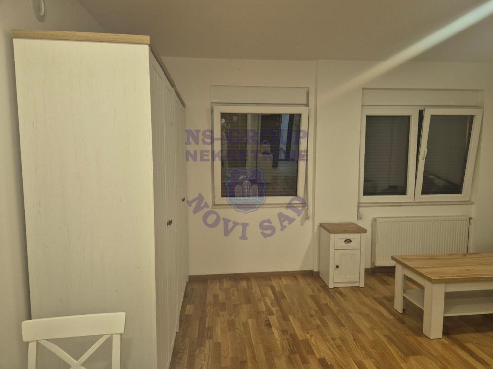 Slika 2 - Prodaja stana, 28m2, Telep Novi Sad, ima lift