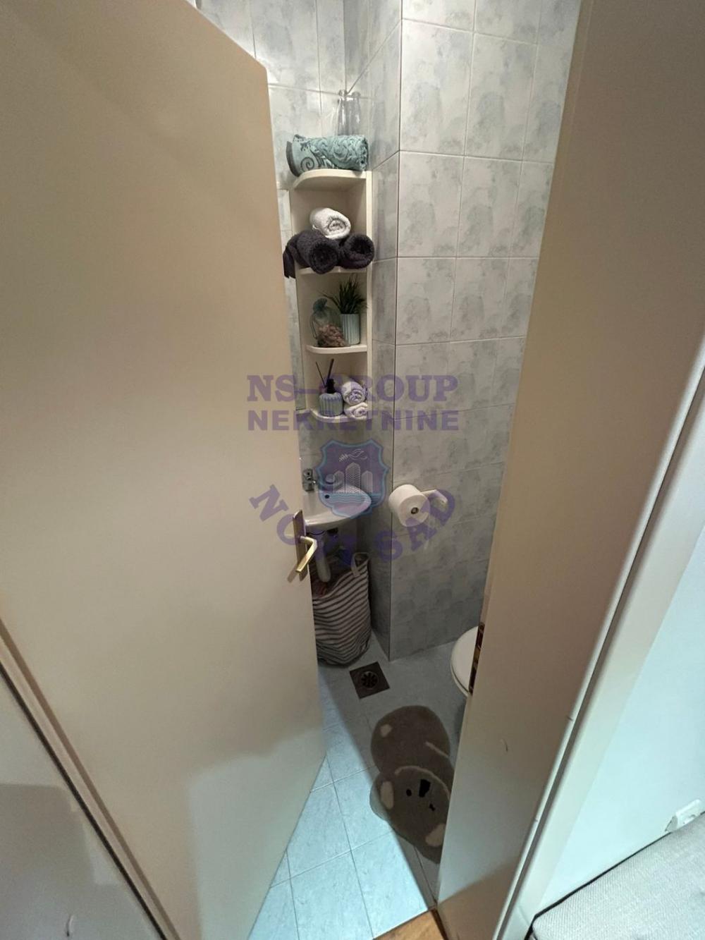 Slika 8 - Prodaja stana, 73m2, Bulevar oslobođenja Novi Sad, sa terasom, ima lift