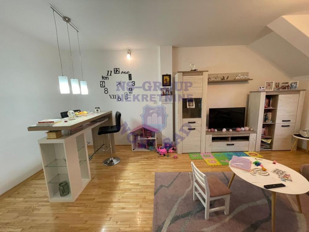 Slika 4 - Prelep cetvorosoban stan na Grbavici PRODAJA