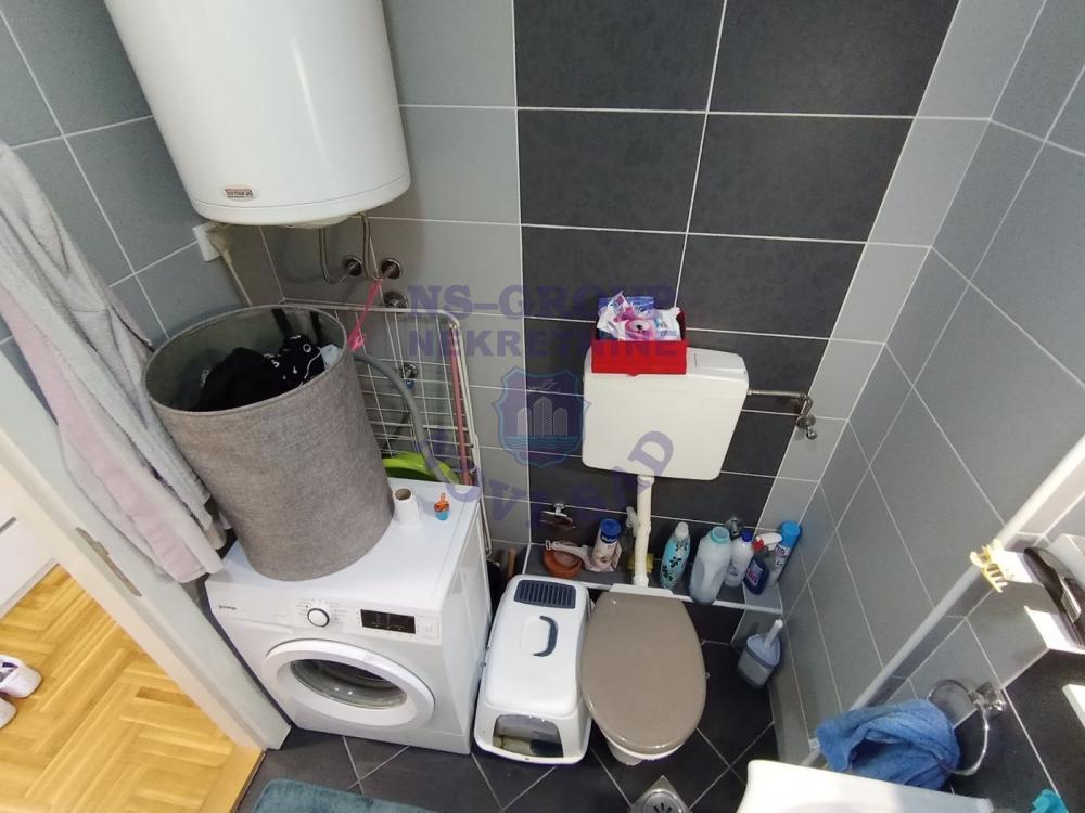 Slika 7 - Prodaja stana, 37m2, Telep Novi Sad, sa terasom, ima lift