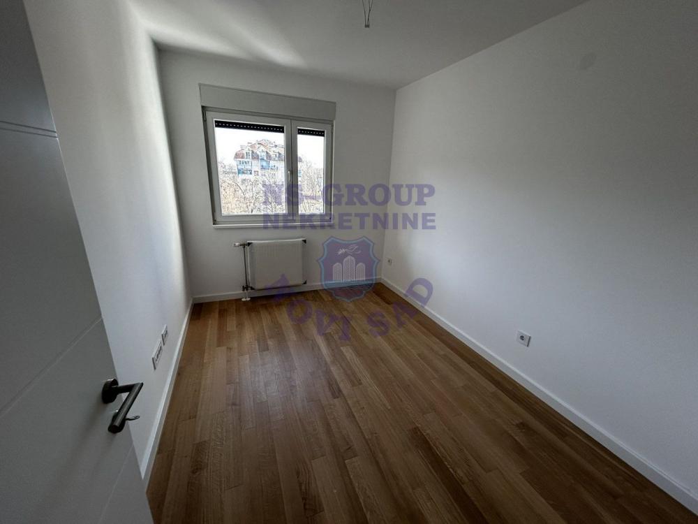 Slika 4 - Trosoban stan,Novo Naselje