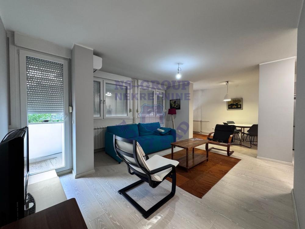 Glavna slika -Predivan dvosoban stan na prodaju TOP lokacija