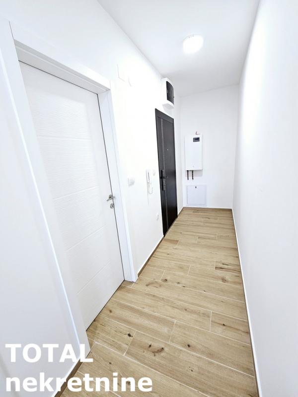 Slika 6 - Stan,NOVI SAD,VETERNIK,kv: 48.00, € 105600, ID: 1101780