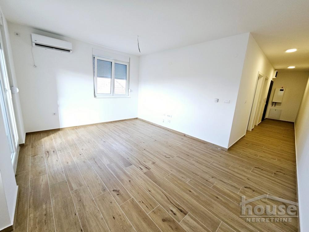 Slika 2 - Stan,NOVI SAD,ADICE,kv: 48.00, € 105600, ID: 1064932