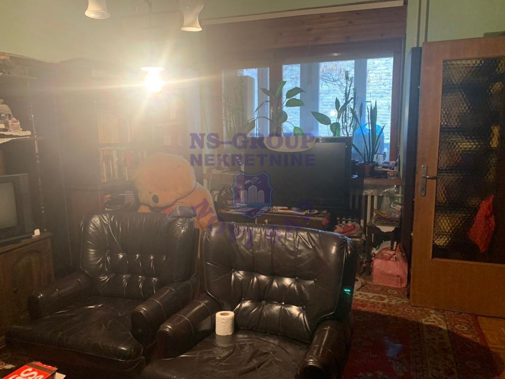 Slika 2 - Dvosoban, 35m2, Novi Sad centar Novi Sad, sa terasom