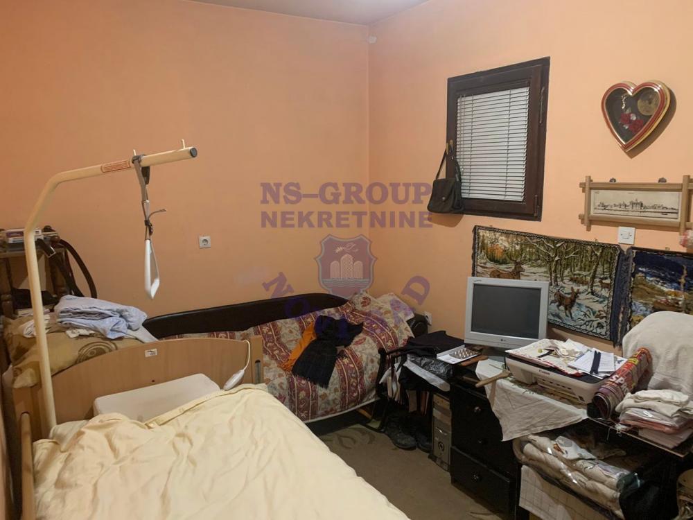 Slika 7 - Dvosoban, 35m2, Novi Sad centar Novi Sad, sa terasom